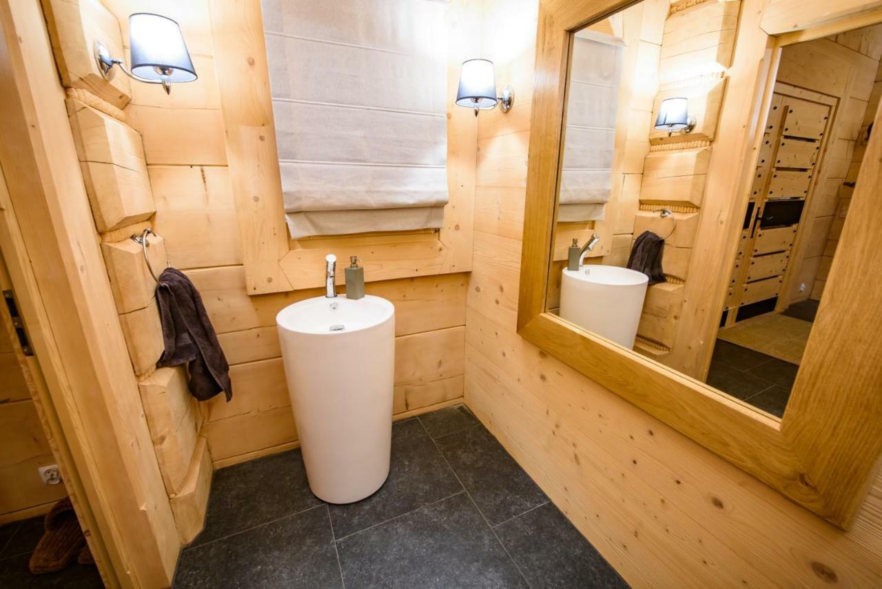 Labowska Chata - Basen, Sauna, Grota Solna Łabowa المظهر الخارجي الصورة